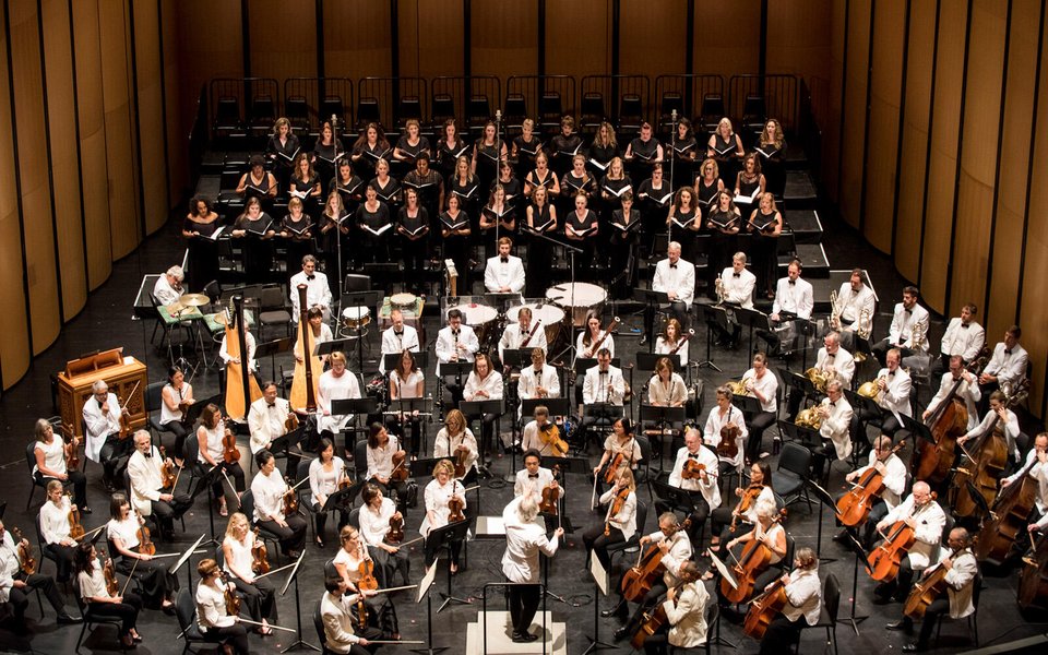 Orchestra and Chorus in Harris Theater
