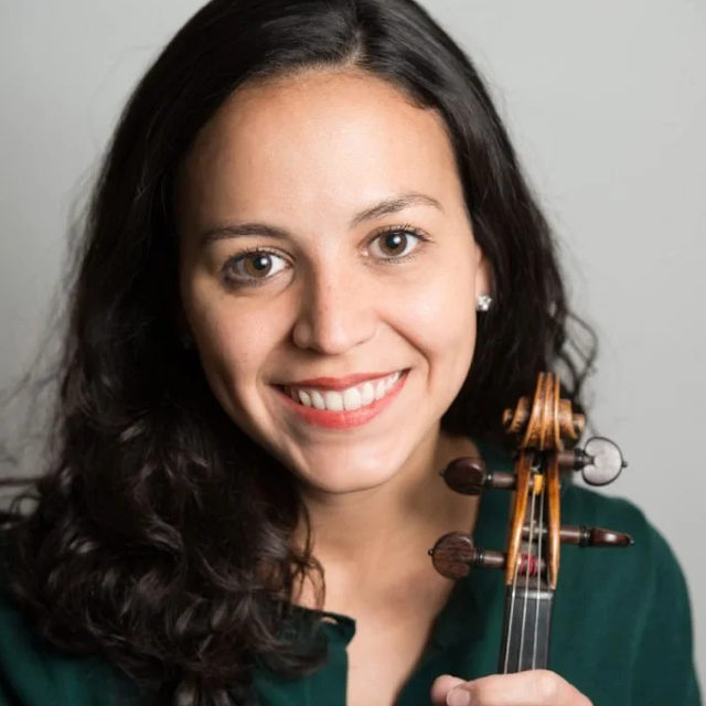 Maria Arrua violin