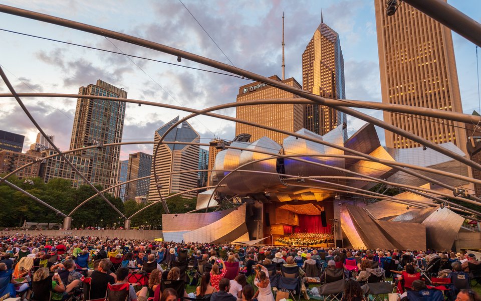 Jay Pritzker Pavilion concert with audience