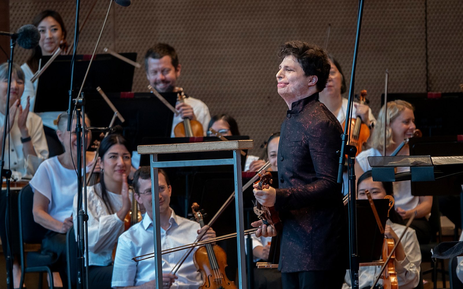 Augustin Hadelich, violin - Credit: Chuck Osgood